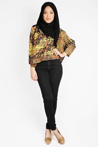 Model Atasan Batik Kerja Wanita Muslim