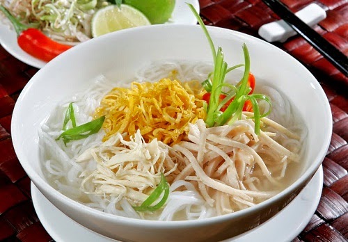 Hanoi Chicken Vermicelli Soup (Bún Thang)1