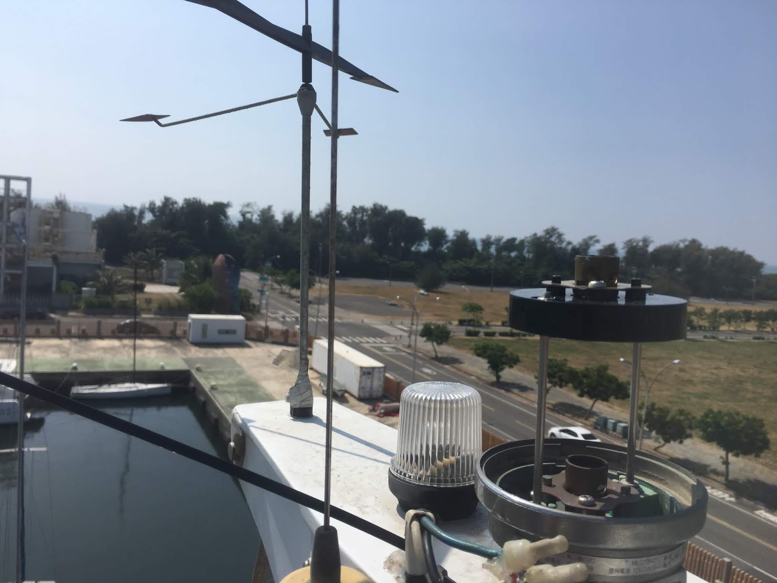 Raymarine wind vane installation