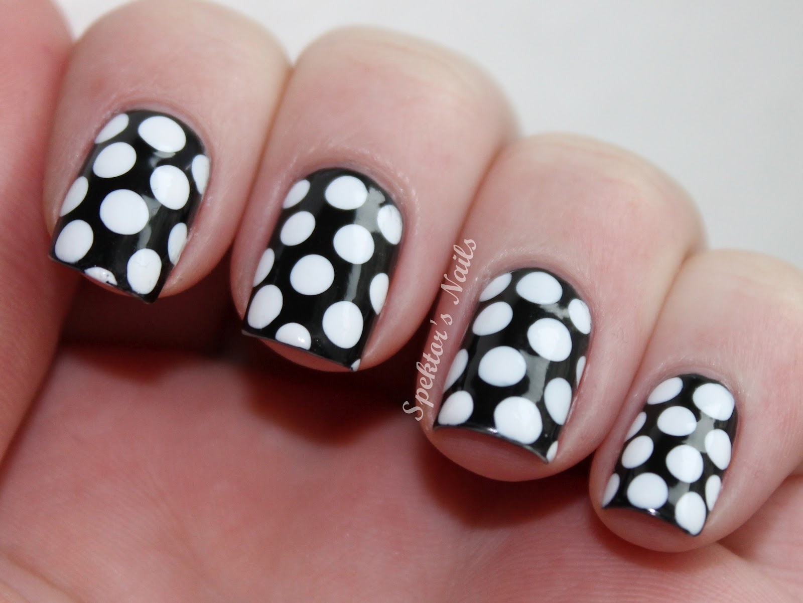 Spektor's Nails: NOTD: Black & White Polka Dot Nails