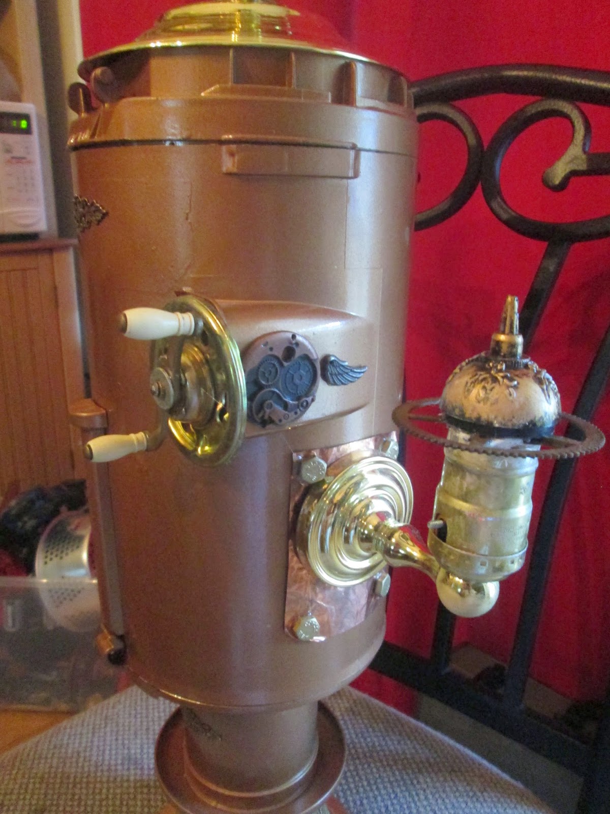 A Vet's Guide To Life: DIY Steampunk Jetpack
