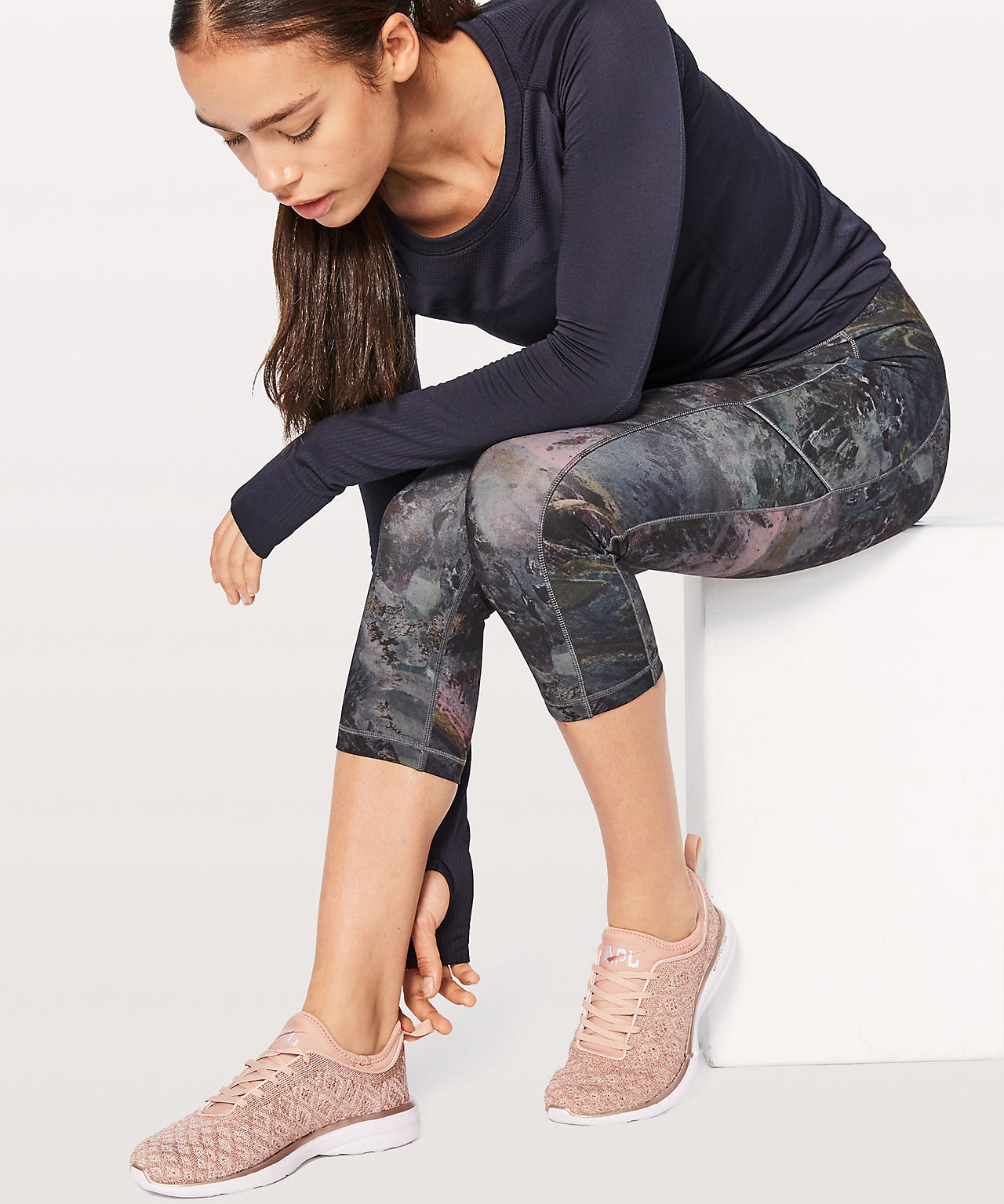 women's techloom phantom rose gold