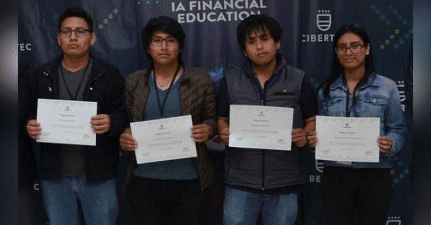 Estudiantes de CIBERTEC diseñan aplicaciones para reducir la falta de educación financiera Estudiantes de CIBERTEC diseñan aplicaciones para reducir la falta de educación financiera