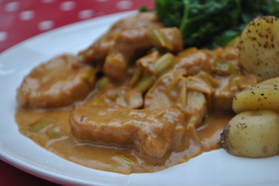 annika's apron uncle lens pork and leek casserole