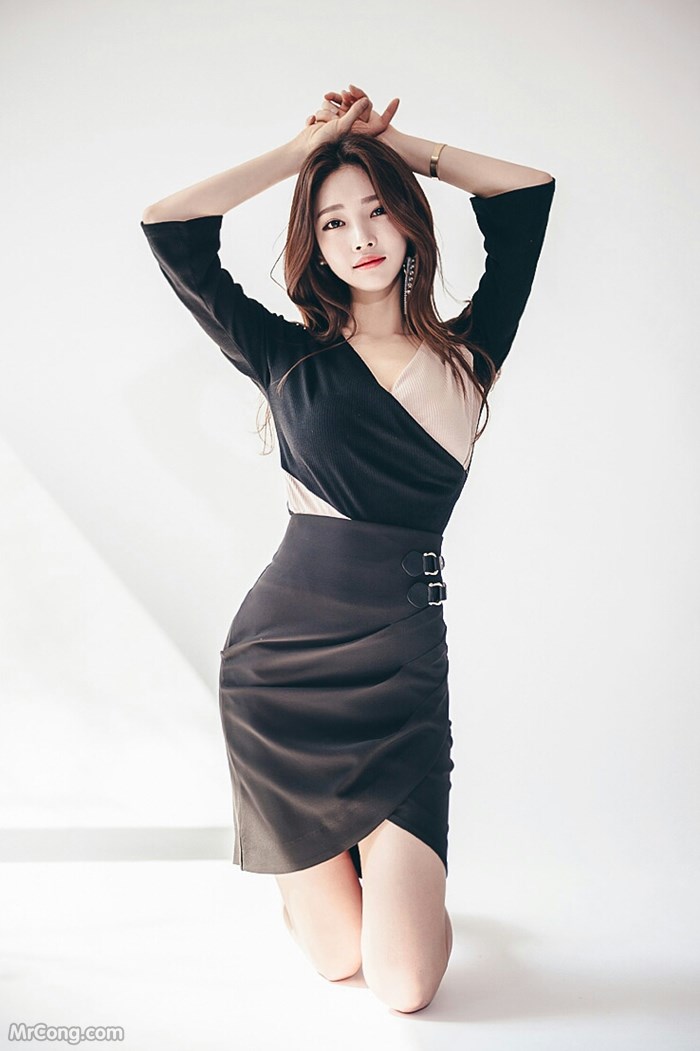 Beautiful Park Jung Yoon in the April 2017 fashion photo album (629 photos) photo 13-4