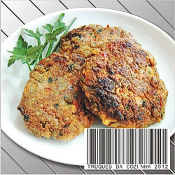 Hambúrguer Lentilha Aveia Vegano Vegan Hambúrguer de lentilha e aveia vegano no prato