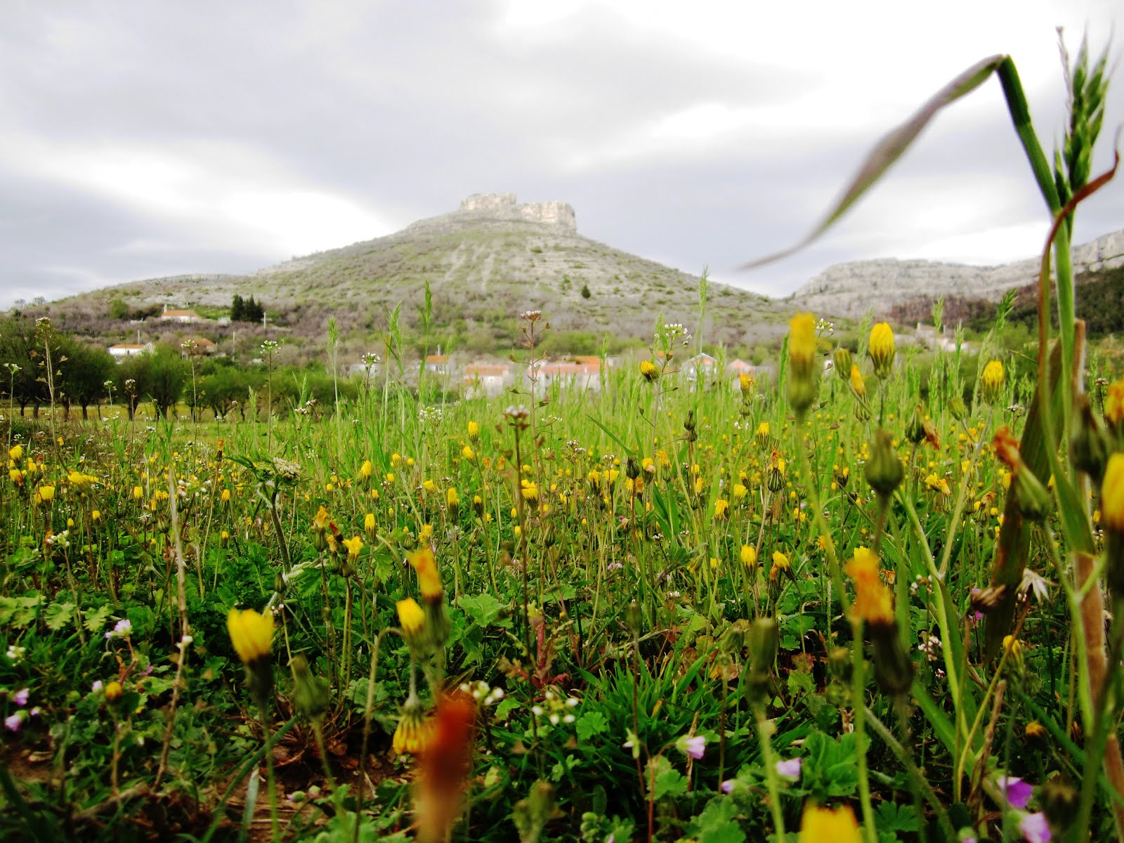 Hidden and little known places: Mačkov kamen,Ostrovica,Croatia
