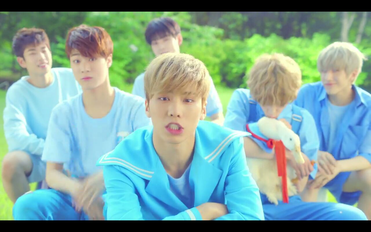 Бойз бэнд астро. Астро кпоп группа. Группа астро корея. Группа астро корея. Участники группы астро.