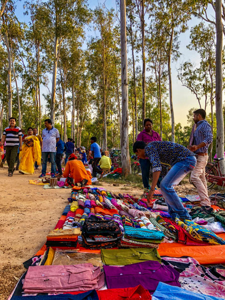 Things to do at Satuday market at Shantiniketan shanibarer haat saturday market shantiniketan