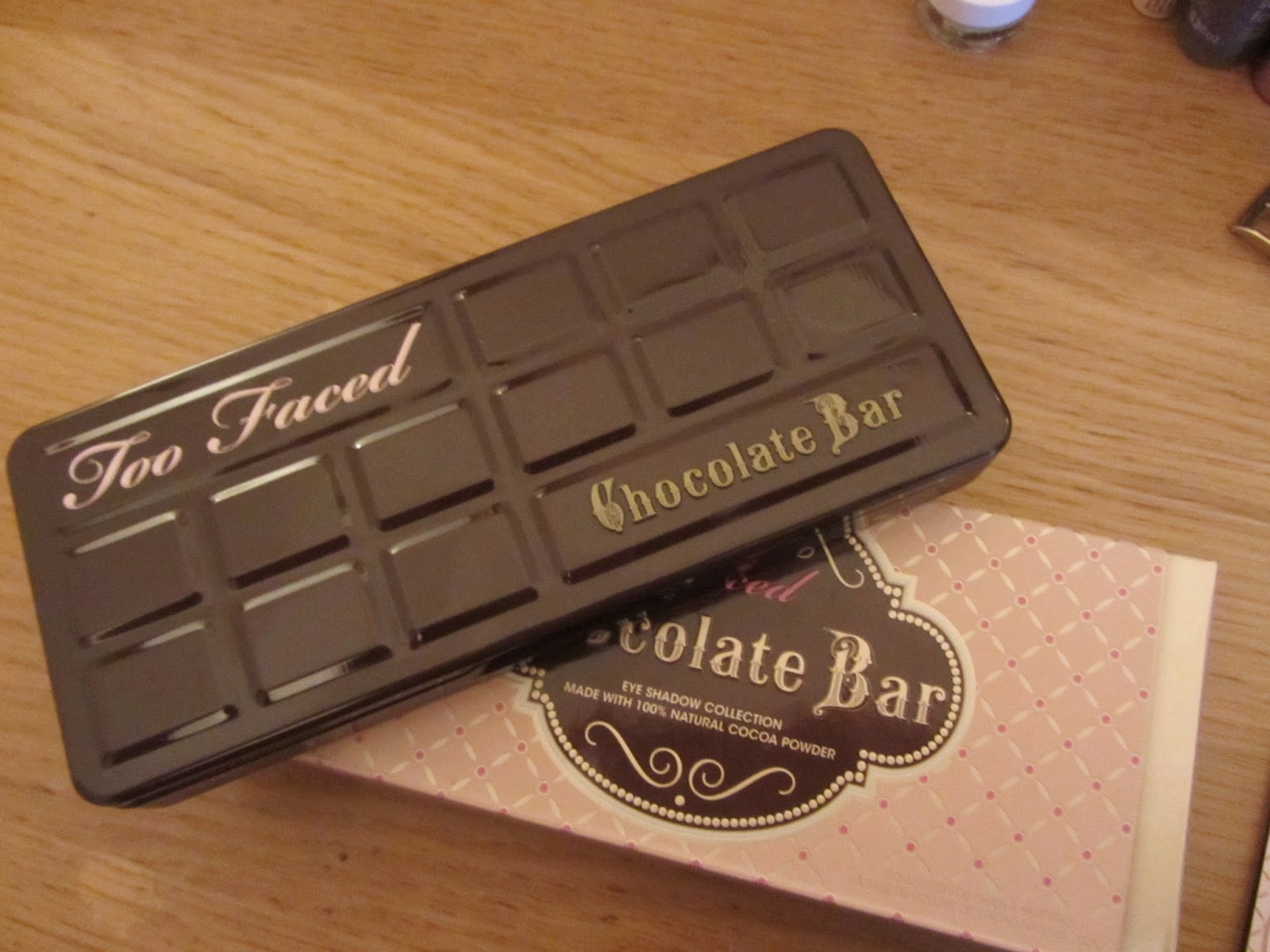 What Laura Loves Today Too Faced Chocolate Bar Eyeshadow Palette A Review