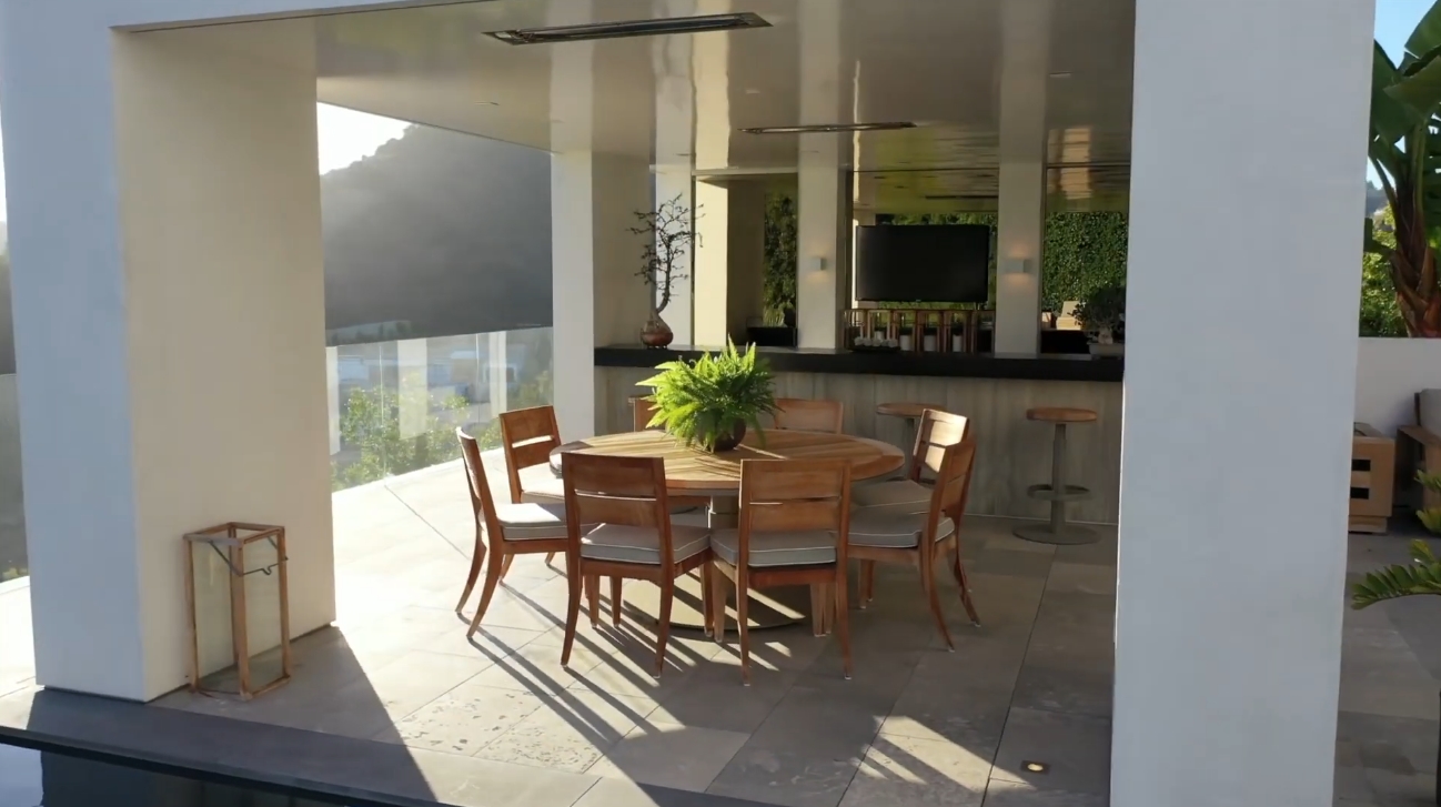 49 Photos vs. 833 Stradella Rd, Los Angeles, CA Bel Air vs. Mega Mansion Interior Design Tour