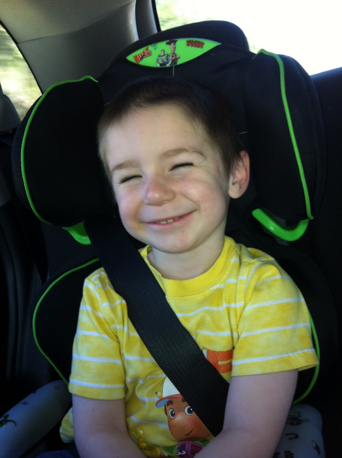 My Life As A Housewife & Granola Mama Car Seat Safety