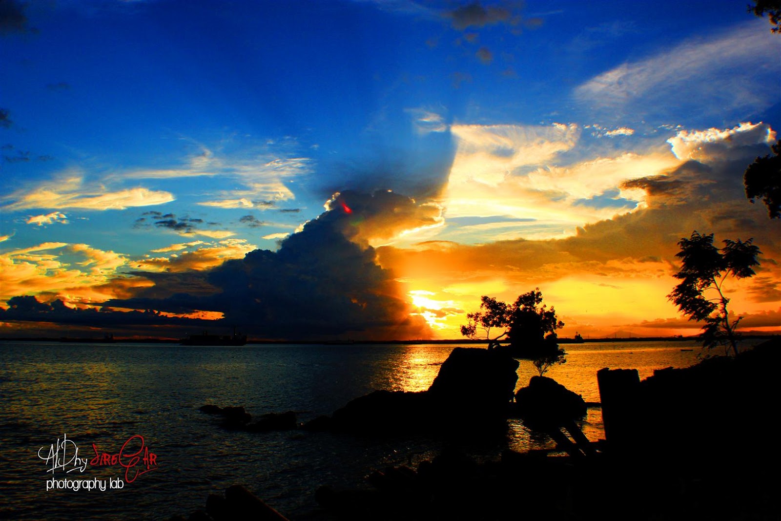 7000 Gambar Cowok Keren Menghadap Belakang Paling Keren 7000 Gambar Cowok Keren Menghadap Belakang Paling Keren