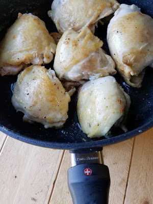 chicken thighs in swiss diamond saute pan