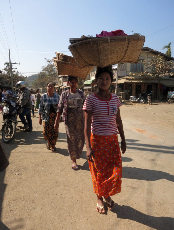 Women in Mrauk-U, Myanmar