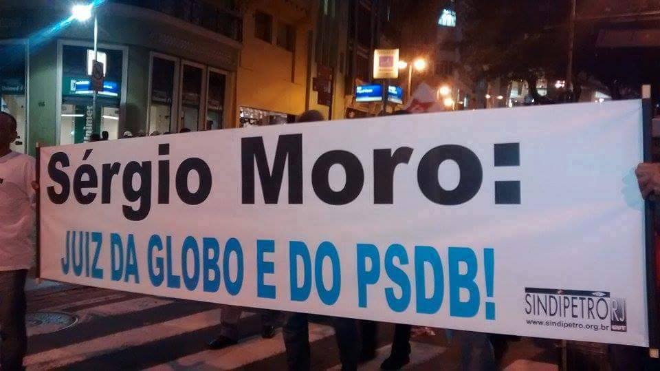 Resultado de imagem para fora moro juiz da Globo e do PSDB?