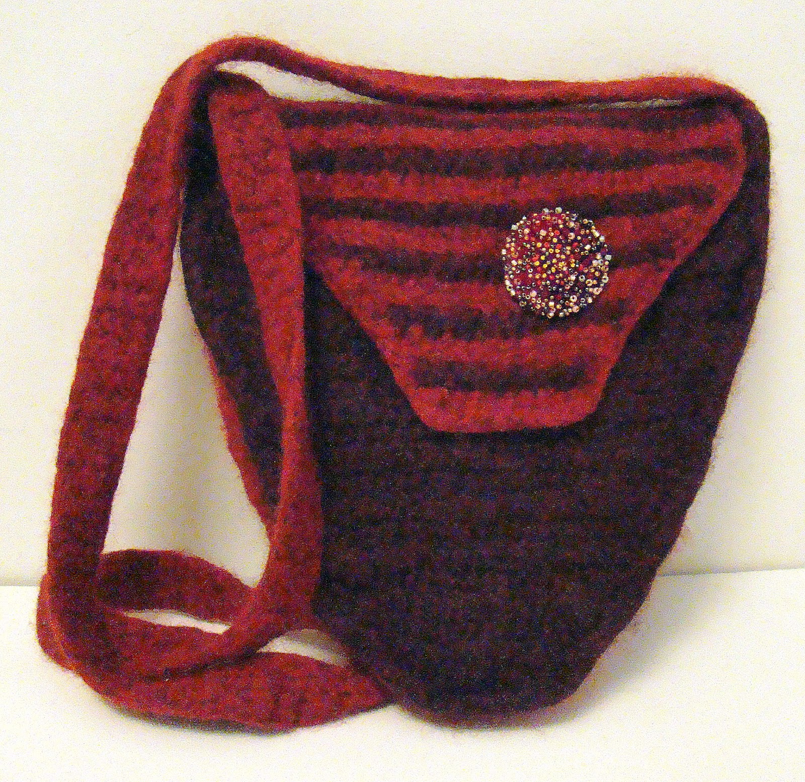 PazzaPazza: FELTING CROCHETED AND KNITTED BAGS