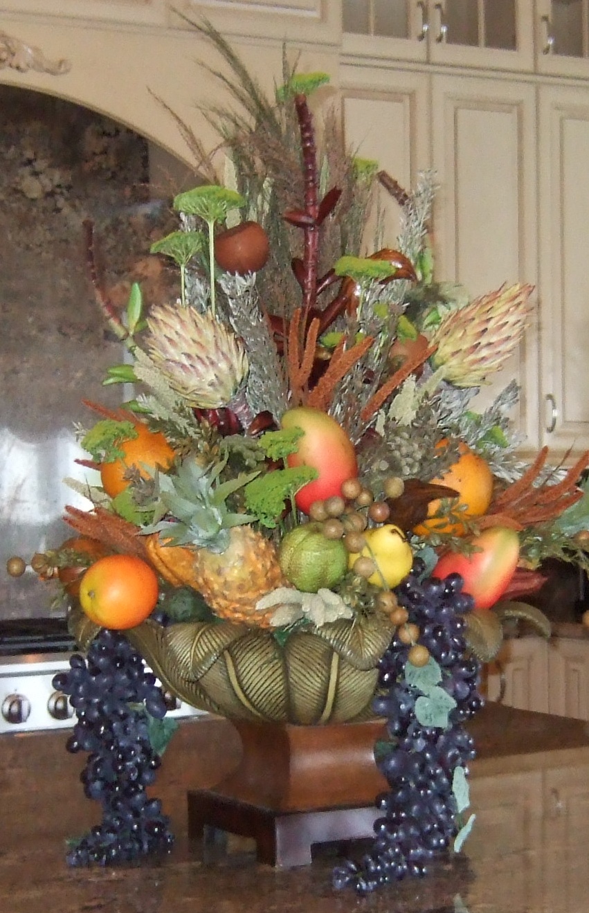 Floral Arrangements For Kitchen Table Ideas Floral Arrangements For Kitchen Table Ideas