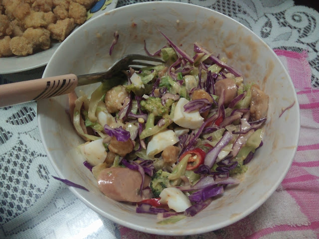 SALAD SAYUR CAMPUR DENGAN SOS THOUSAND ISLAND SALAD SAYUR CAMPUR DENGAN SOS THOUSAND ISLAND