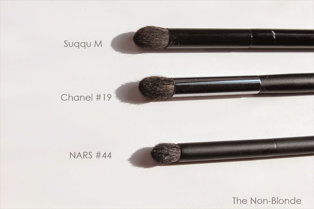 Chanel Large Tapered Blending Brush #19