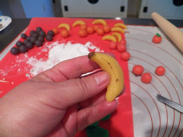 Marzipan 'bananas'