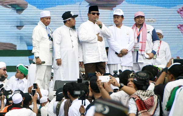 Prabowo Marah Media Tak Ungkap Jumlah 11 Juta Massa Reuni Akbar 212