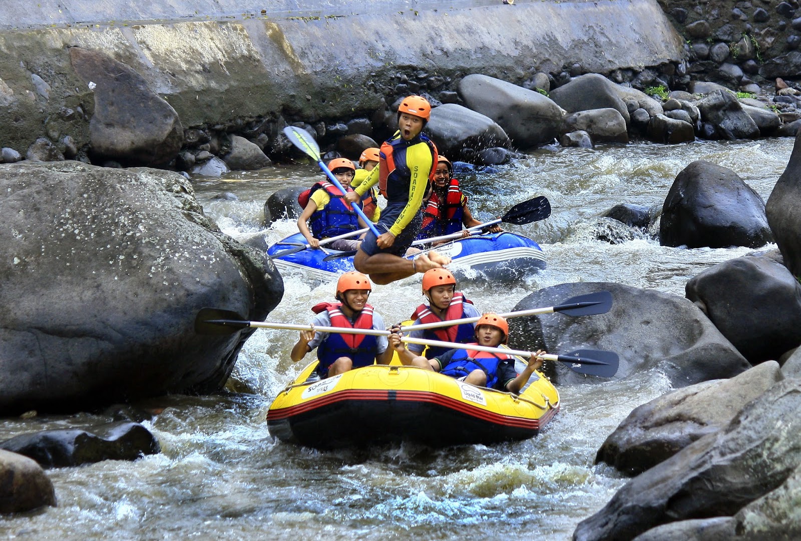 Paket Arung Jeram Wisata Outbound Puncak Wisata Outbound Paket Arung Jeram Wisata Outbound Puncak Wisata Outbound