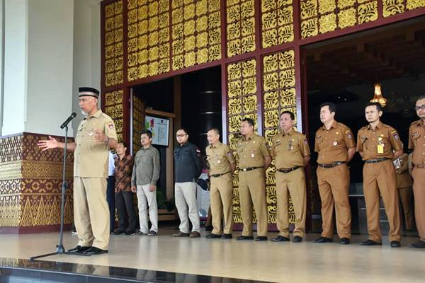 Wujudkan%2BSuasana%2BKondusif%252C%2BPemko%2BPadang%2Bdan%2BBawaslu%2BTertibkan%2BAPK