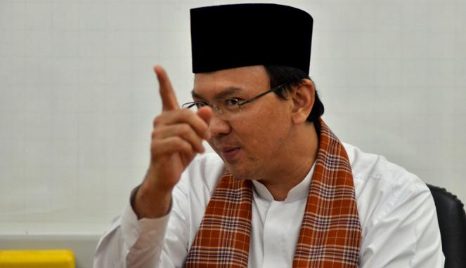 Kalau Sekarang Gimana? Saat Kuliah, Ahok Manja, Ke Mana-mana Pakai Payung Kalau Sekarang Gimana? Saat Kuliah, Ahok Manja, Ke Mana-mana Pakai Payung