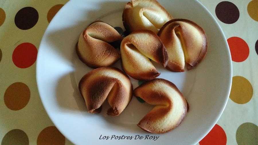 Vídeo] Cómo hacer galletas de la fortuna con tres ingredientes