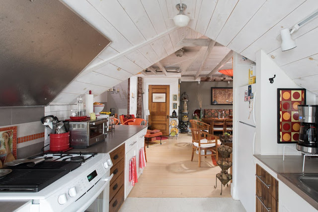 ‘Politician in recovery’ invents ‘crap-whisperer’ boho in NH attic - view from kitchen www.bohohome.com @bohosusan