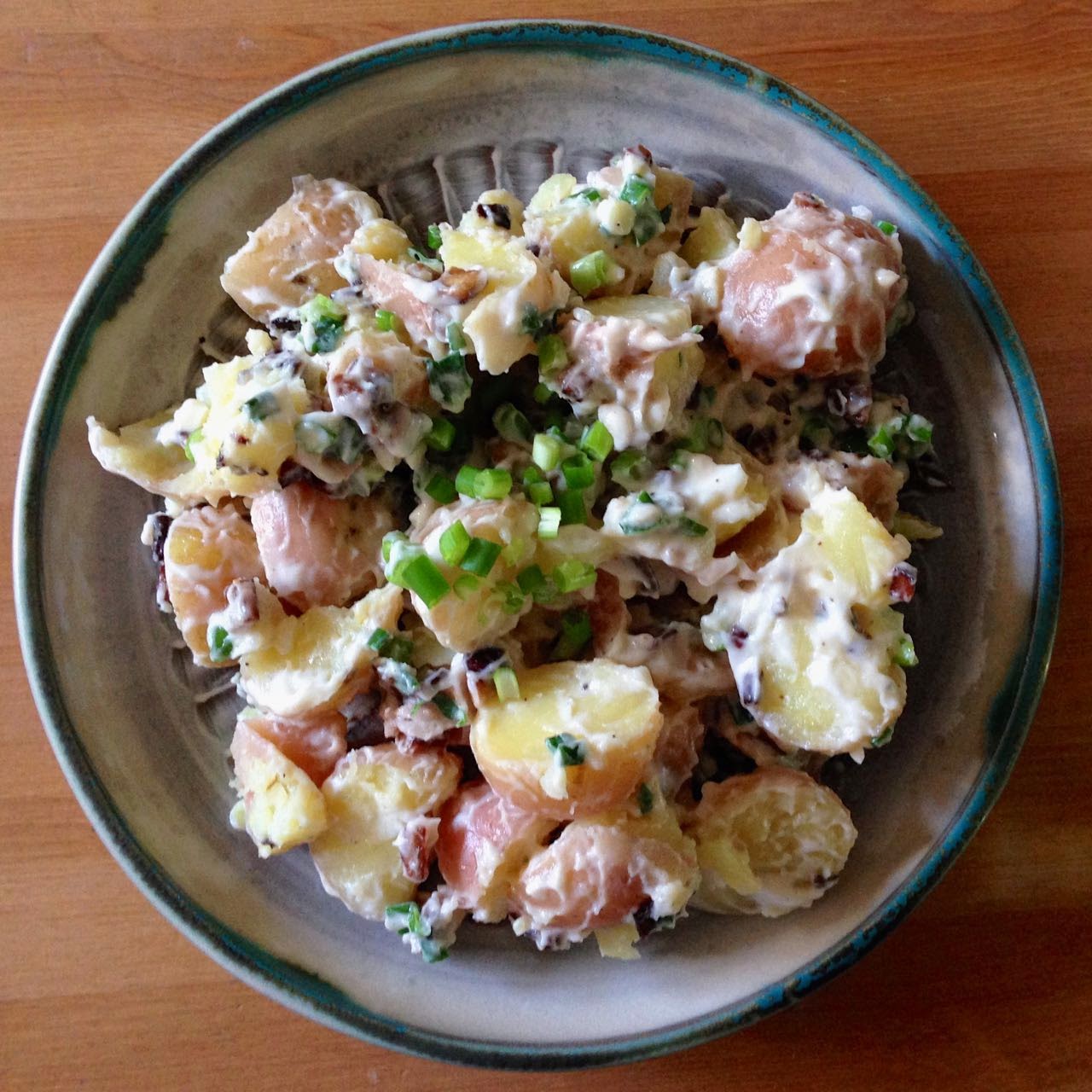 Green Gourmet Giraffe Creamy potato salad with vegan mayonnaise