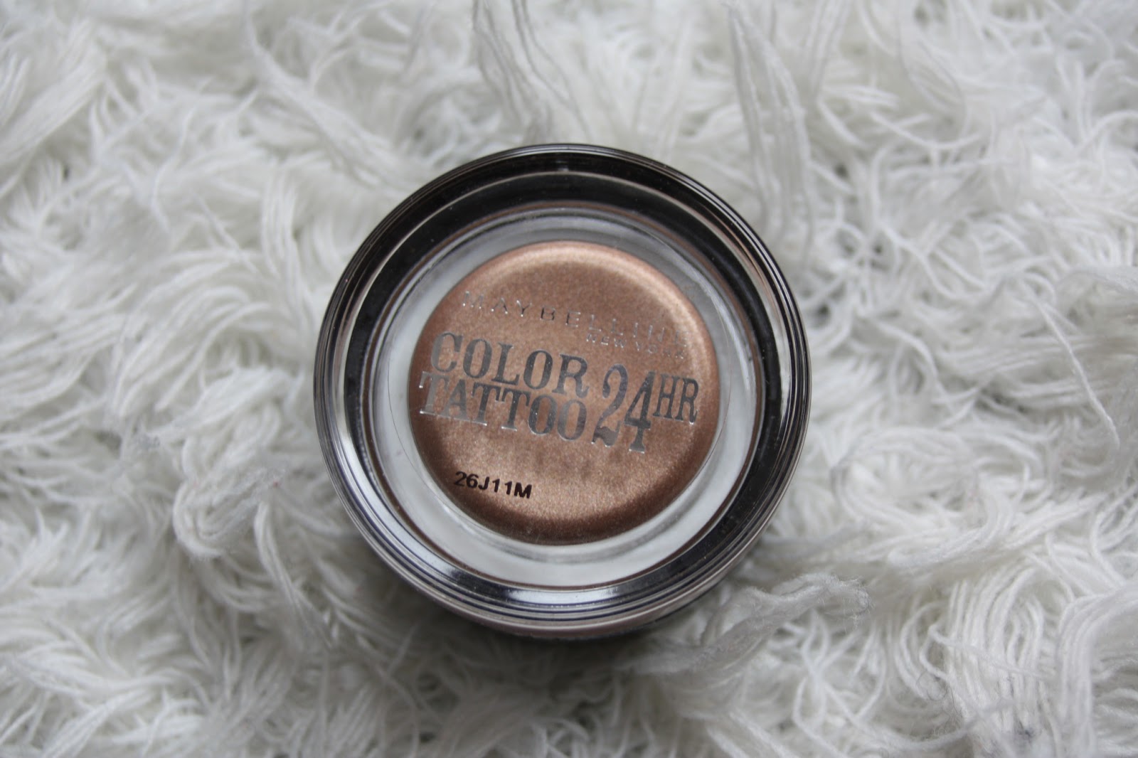 Makeup by Linoa Tatouer ses paupières de bronze Color tattoo