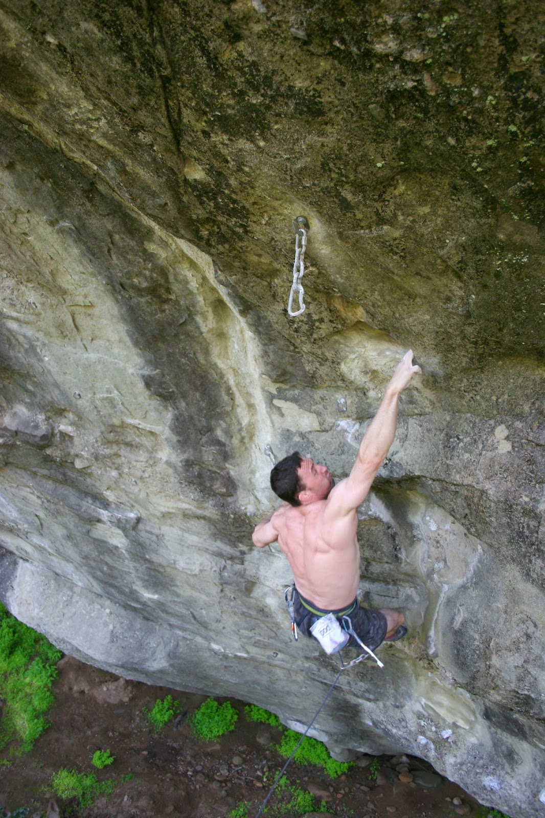Phil throwing to the hueco