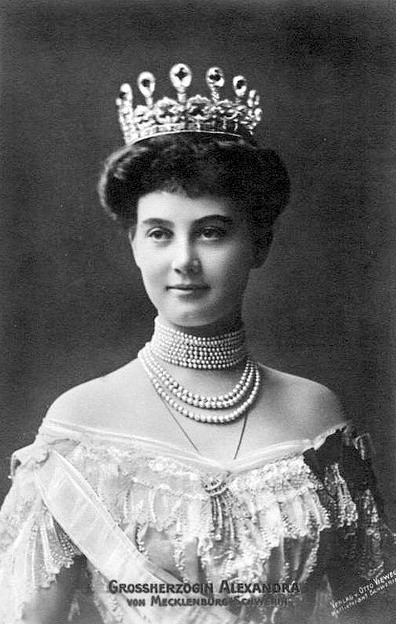 Grand Duchess Alexandra's Faberge Tiara | The Court Jeweller