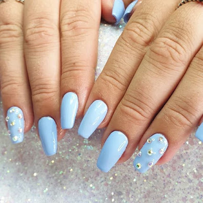 ✘ 27+ Amazing Mermaid Inspired Nails Tutorial To Try On The Beach The most popular trend in the nails on this summer is Mermaid Nails ✘ 27+ Amazing Mermaid Inspired Nails Tutorial To Try On The Beach