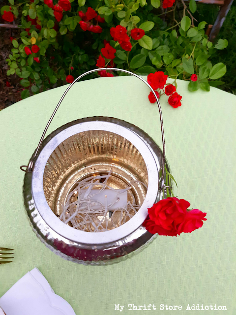 Gather your thrifted treasures and pick some flowers from the garden to create a blooming summer tablescape! thrifted summer tablescape