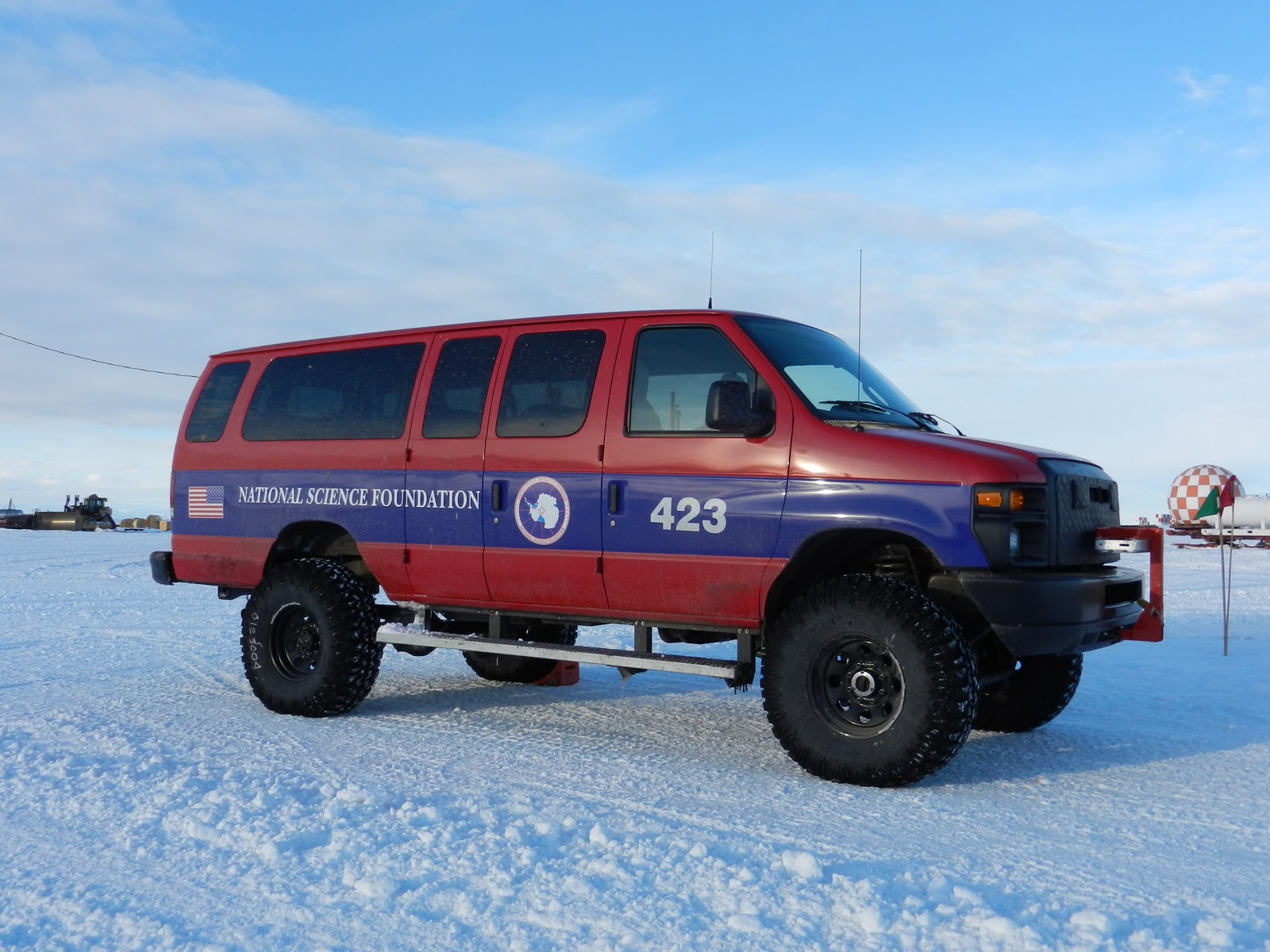 Antarctic ford e350 4x4 #8