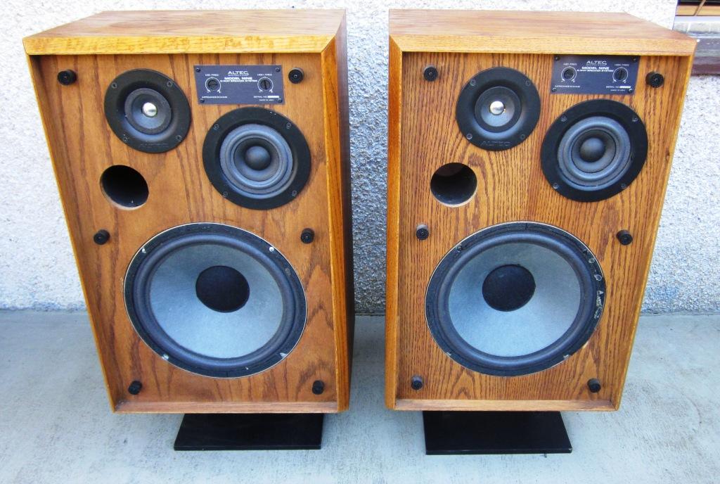 Speakerholic Altec Lansing Model 9 Speakers
