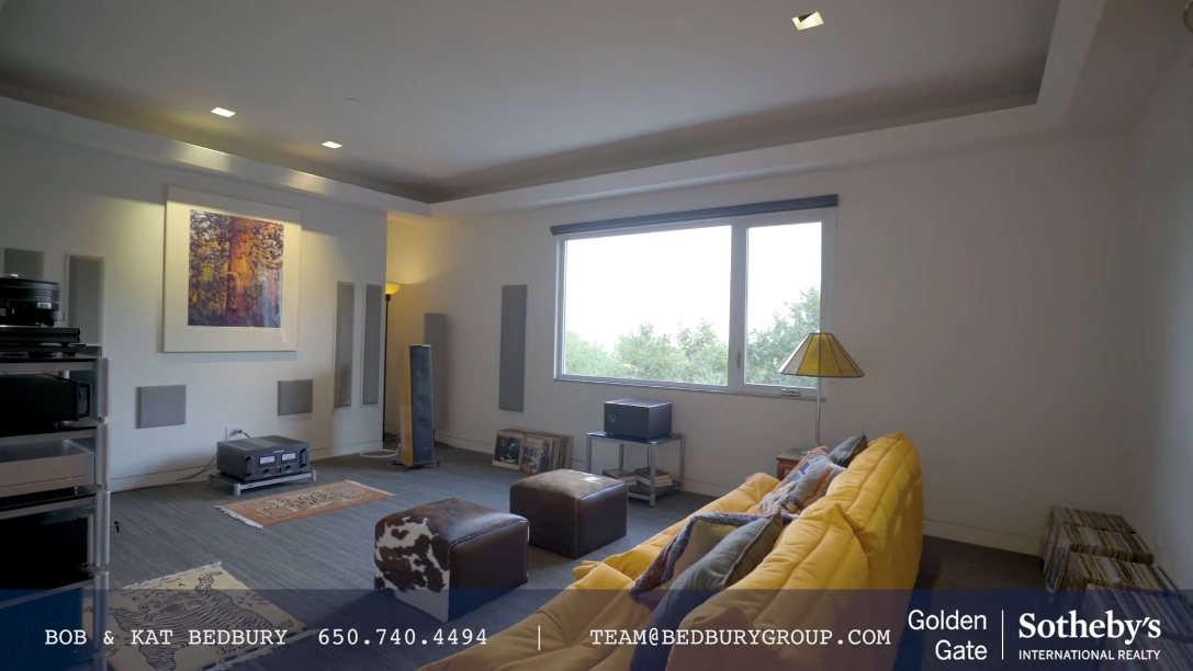 31 Photos vs. 500 Palomar Dr, Redwood City, CA Interior Design Luxury Home Tour