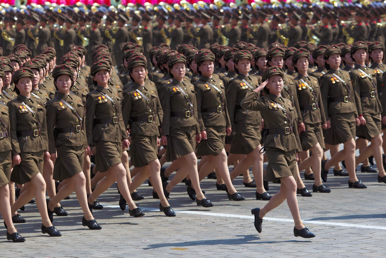 五国夜话之朝鲜女孩短裙丝袜时尚“惊鸿一瞥” - 知乎