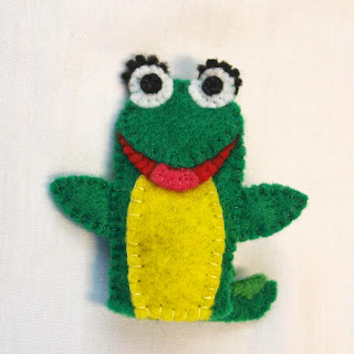 Isa felt finger puppet from a Dora the Explorer project for a friend, handmade by Joanne Rich.