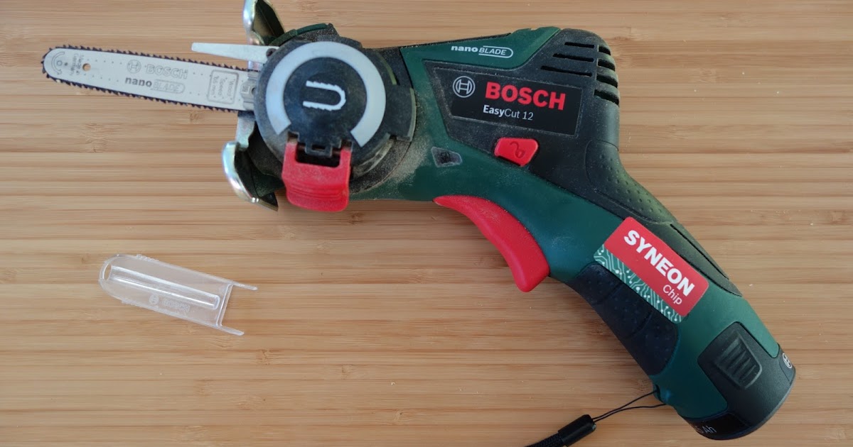 {Test} Scie sans fil EasyCut 12 de Bosch Initiales GG