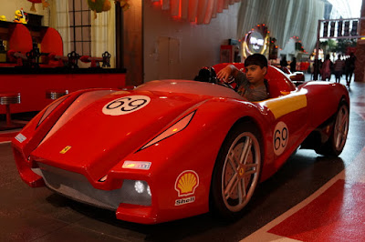 Ferrari World: o parque temático da Ferrari em Abu Dhabi Ferrari World: o parque temático da Ferrari em Abu Dhabi