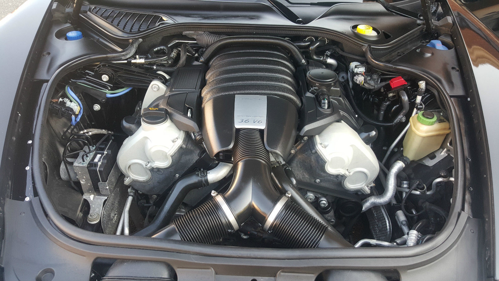 Auction Watch: 2011 Porsche Panamera - DailyTurismo