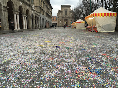 Confetti after Mardi Gras on Il Sentieron
