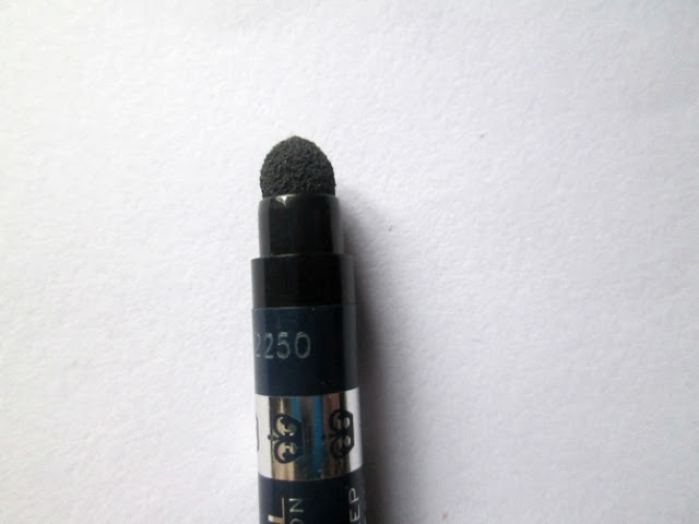 Rimmel London Exaggerate Waterproof Eyeliner Deep Ocean Review, Swatches & EOTDs