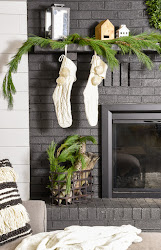 modern farmhouse christmas mantel