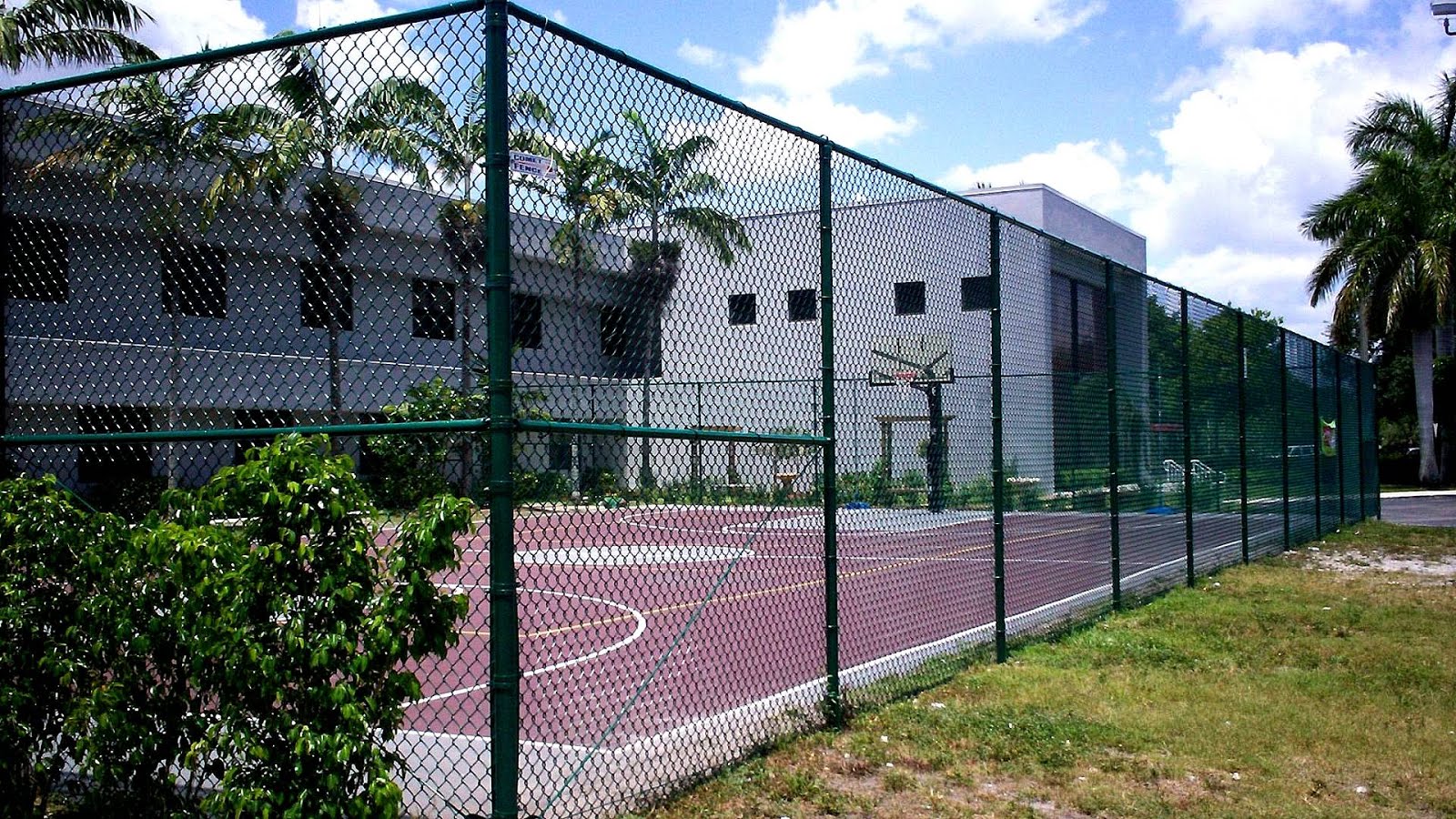 Average Cost Of Chain Link Fence Per Foot Installed Fence Choices