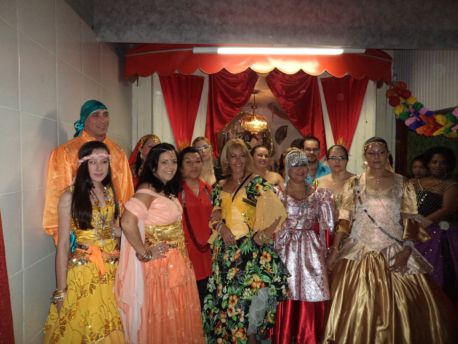 Cigana Sulamita Tsara Roda do Oriente